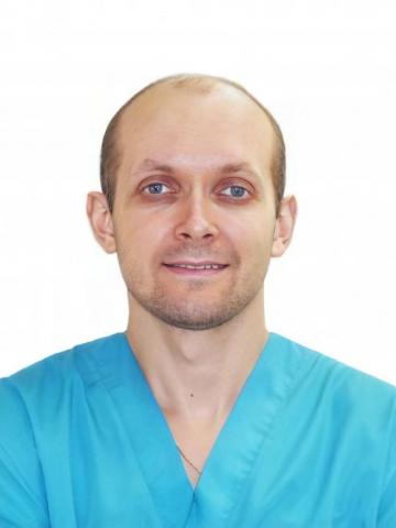 Хирург Белов Максим Владимирович