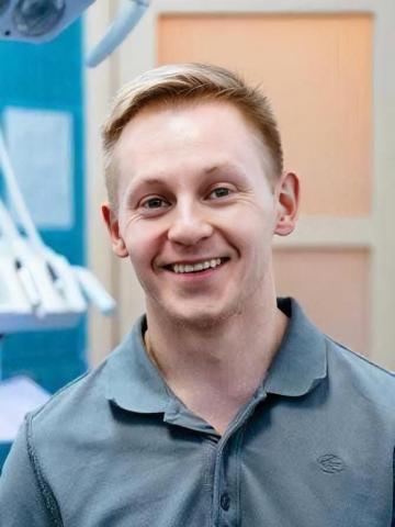 Ортодонт Бельков Андрей 