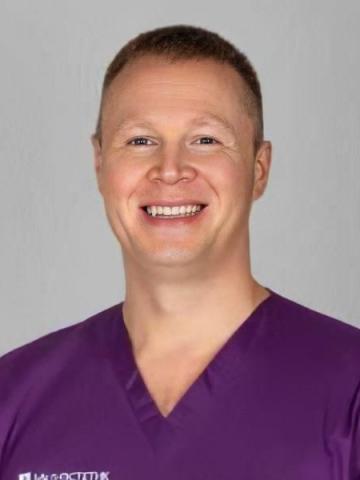 Ортопед Величко Александр Сергеевич Ортопед Величко Александр Сергеевич