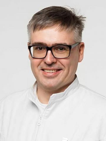 Ортодонт Викторов Алексей Николаевич Ортодонт Викторов Алексей Николаевич