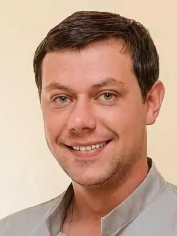 Ортопед Галяпин Илья Александрович Ортопед Галяпин Илья Александрович