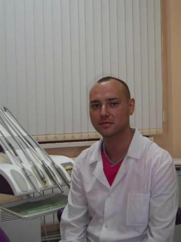 Ортодонт Гапонов Константин Германович