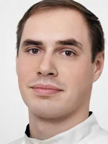 Ортодонт Герасимов Евгений Олегович