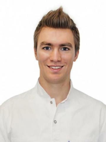 Хирург Дягилев Антон Игоревич Хирург Дягилев Антон Игоревич