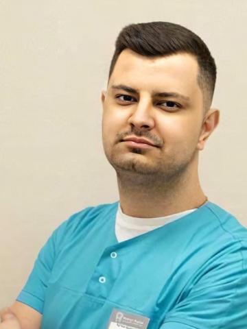 Хирург Кинакцян Артем Арамович Хирург Кинакцян Артем Арамович