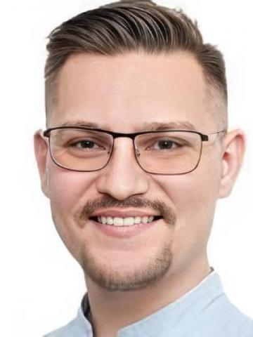 Хирург Клинов Андрей Александрович Хирург Клинов Андрей Александрович