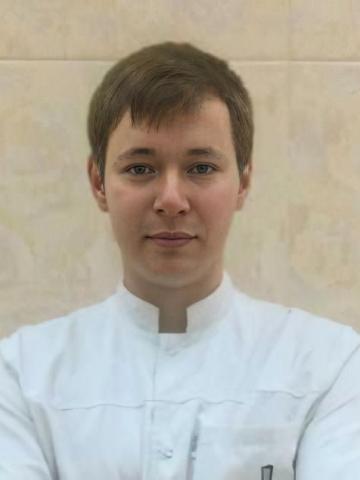 Хирург Лавров Макар Андреевич Хирург Лавров Макар Андреевич