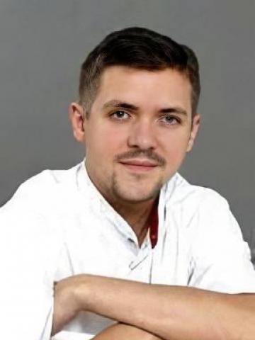 Хирург Ульянов Александр Владимирович Хирург Ульянов Александр Владимирович