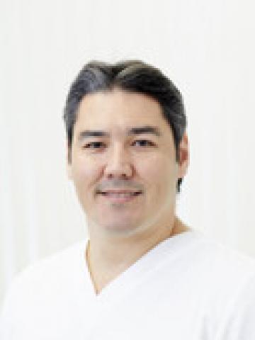 Пародонтолог Шакиров Искандер Ильясович