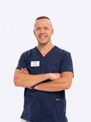 Хирург Томилов Иван Сергеевич