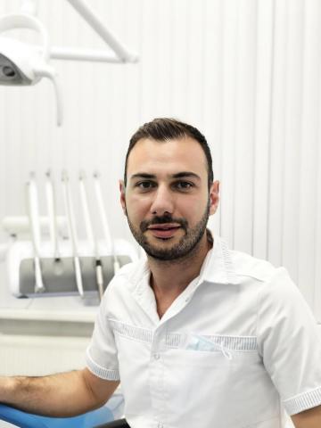 Хирург Варданян Акоп Варданович