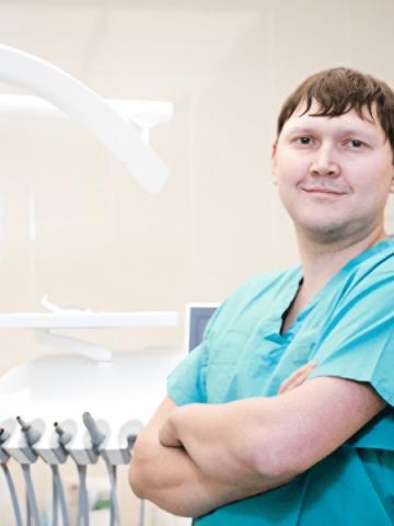 Хирург Усачев Илья Николаевич Хирург Усачев Илья Николаевич