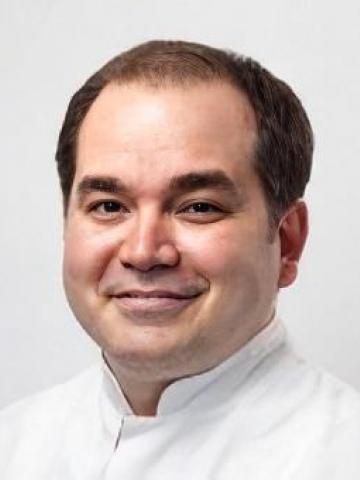 Эндодонтист Сампиев Ахмед Таблиханович