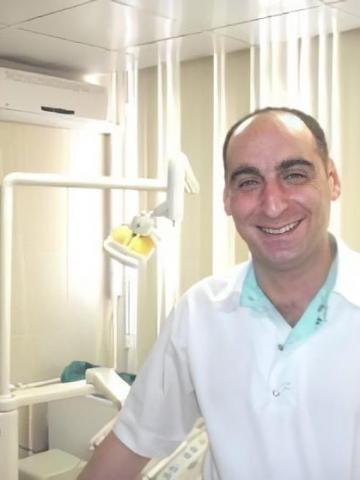 Хирург Иззатов Шахин Ахметович