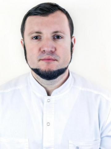 Хирург Федотов Роман Николаевич