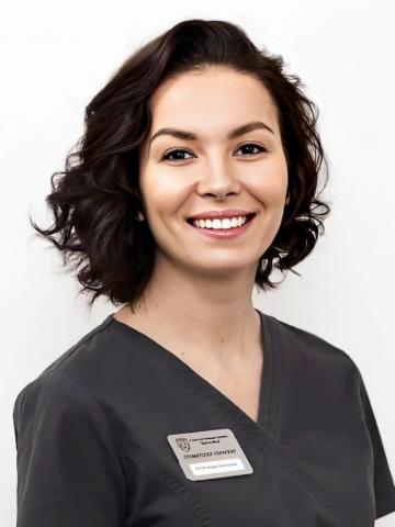 Терапевт Еремина Александра Олеговна