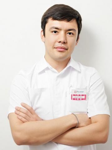 Хирург Абдурахимов Хатамджон Бободжонович