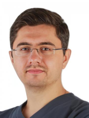 Хирург Яранцев Станислав Вячеславович Хирург Яранцев Станислав Вячеславович