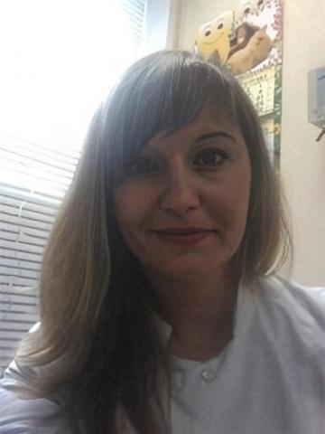 Гигиенист Евсеенкова Елена Александровна