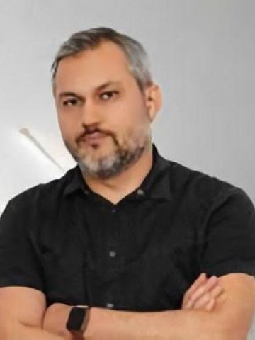 Имплантолог Комин Геннадий Владимирович Имплантолог Комин Геннадий Владимирович