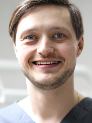 Ортодонт Полевой Роман Михайлович