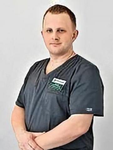 Хирург Галушко Андрей Васильевич
