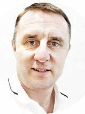 Имплантолог Кириченко Владимир Эрикович