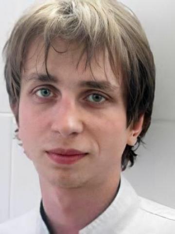 Терапевт Плеханов Ростислав Олегович