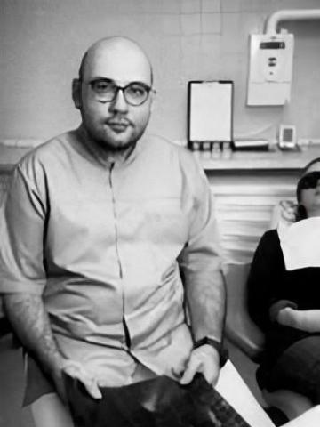 Терапевт Романенко Артем Анатольевич