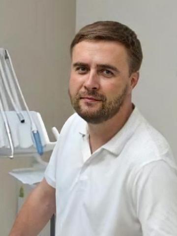 Терапевт Аксенов Евгений Олегович Терапевт Аксенов Евгений Олегович