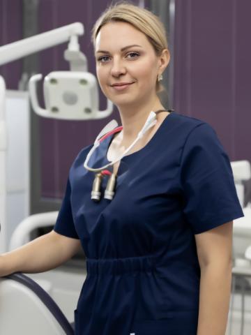 Пародонтолог Бровенко Екатерина Александровна