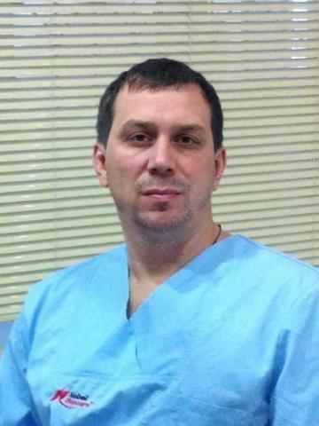 Пародонтолог Шувалов Иван Евгеньевич Пародонтолог Шувалов Иван Евгеньевич