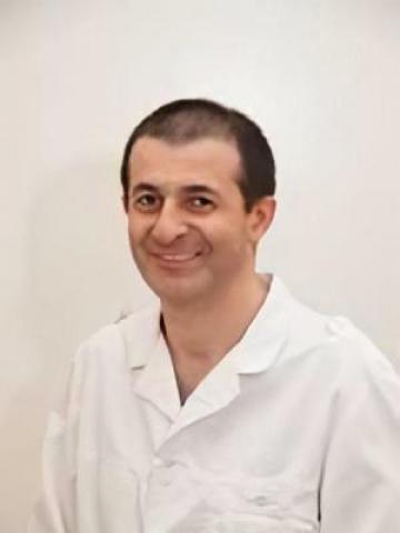 Пародонтолог Рабаданов Магомед Рабаданович