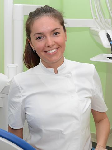 Ортодонт Илюшина Анна Сергеевна Ортодонт Илюшина Анна Сергеевна