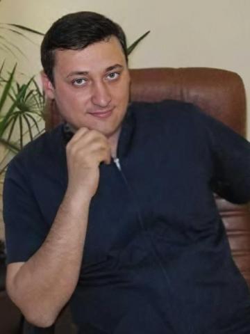 Ортопед Магдалянов Лазарь Нодариевич