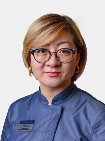 Терапевт Щербакова Валентина Францевна