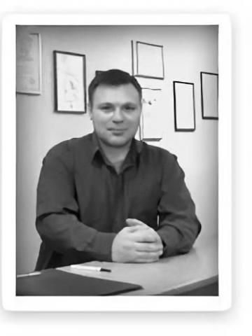 Хирург Пятак Алексей Яковлевич Хирург Пятак Алексей Яковлевич