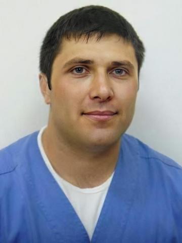 Хирург Каров Асир Хасанович