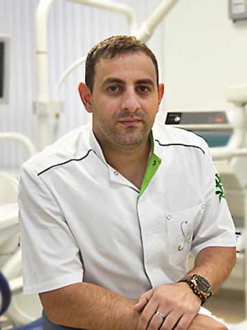 Терапевт Садкевич Максим Олегович