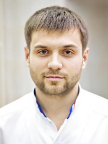 Ортопед Кучеренко Денис Юрьевич