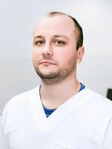 Пародонтолог Шаповалов Альберт Сергеевич