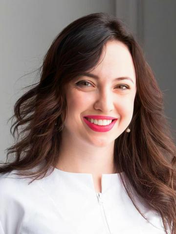 Ортодонт Лола Наталья Игоревна Ортодонт Лола Наталья Игоревна