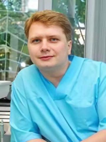Хирург Дементьев Михаил Юрьевич