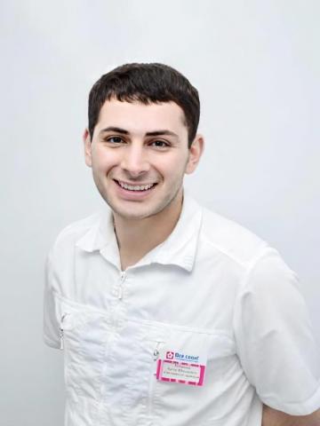 Ортопед Тукананц Артур Шагенович Ортопед Тукананц Артур Шагенович