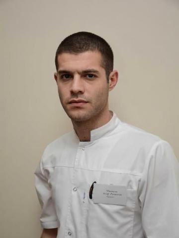 Хирург Михаили Эдгар Ромиевич