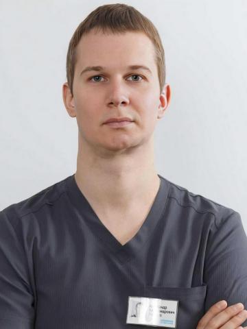 Ортодонт Яковлев Александр Александрович Ортодонт Яковлев Александр Александрович