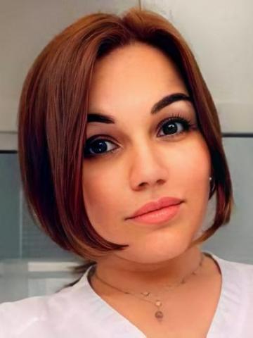 Пародонтолог Деловериди Василиса Айбековна