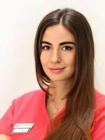 Терапевт Парастаева Зинаида Васильевна