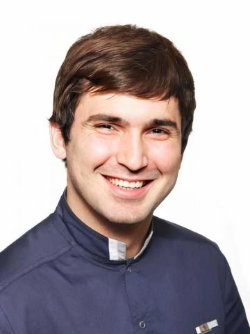 Хирург Гусулаев Алан Гаджи-Мурадович Хирург Гусулаев Алан Гаджи-Мурадович