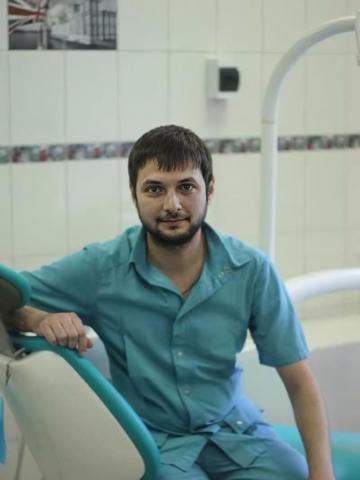 Хирург Джафаров Руслан Исаевич